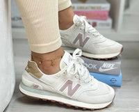NEW BALANCE BEIGE BB113  📦 Para activar tu contra entrega, realiza un adelanto de $20.000. 💰 Se descuenta del total al recibir 👟 📲 info👉 clic en WhatsApp y listo.