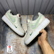 NIKE   +9