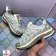 NIKE R102
