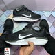 NIKE R77